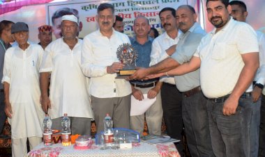 किसानों और कृषि विशेषज्ञयों के बीच की दूरी को कम करने की है आवश्यकता : धमार्णी