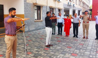 उपायुक्त ने सद्भावना दिवस पर दिलाई सामाजिक सद्भाव एवं एकता की शपथ