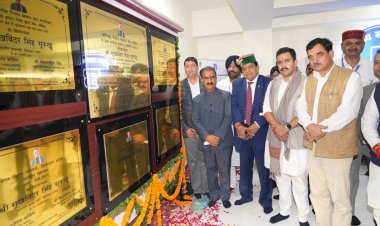 राजनीतिक लाभ के लिए सरकारी खजाना लुटने नहीं दूंगा : मुख्यमंत्री