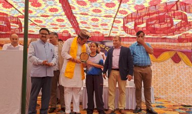 लोक निर्माण मंत्री ने रामपुर में बॉक्सिंग की राष्ट्रीय एवं राज्य स्तरीय प्रतियोगिताओं के पदक विजेताओं को किया सम्मानित