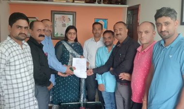 विधायक रीना कश्यप ने अपनाया छोग टाली विद्यालय