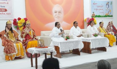 हिंदू धर्म में देवी देवताओं में सबसे ज्यादा श्री कृष्ण की महिमा