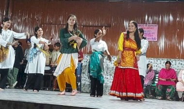 कृष्ण के जन्मोत्सव धूमधाम से मनाया