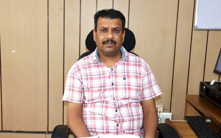 राजवन (तेरंग) में एनडीआरएफ, एसडीआरएफ, पुलिस और होमगार्ड की टीमों द्वारा चलाया जा रहा है खोज और बचाव अभियान - डॉ मदन कुमार