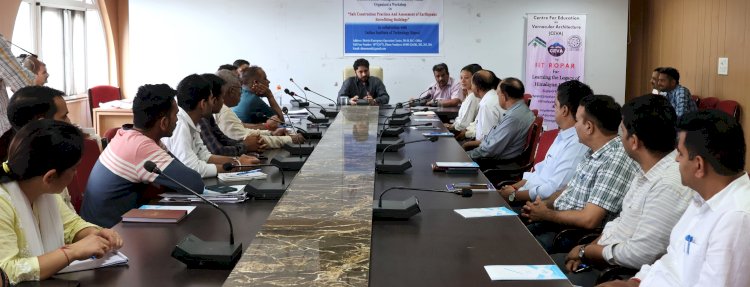 मंडी में आईआईटी रोपड़ के प्रोफैसरों ने बताई भूकंपरोधी भवन निर्माण की तकनीकें