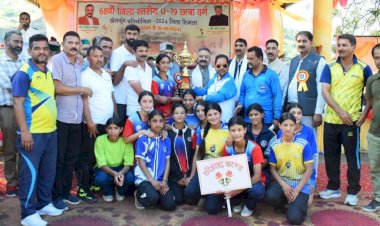 शिक्षा मंत्री ने दत्तनगर स्कूल में अंडर-19 छात्रा खेल कूद प्रतियोगिता का किया समापन