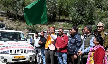 लाहौल स्पीति में स्वच्छता ही सेवा अभियान का शुभारंभ उपायुक्त  राहुल कुमार ने स्वच्छता शपथ दिला कर किया