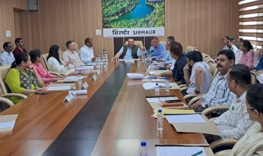 विधान सभा उपाध्यक्ष विनय कुमार की अध्यक्षता में जिला कल्याण समिति की बैठक हुई आयोजित