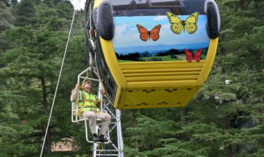 जाखू रोपवे में मॉक ड्रिल का आयोजन,  एडीएम ज्योति राणा की अगुवाई में चला रेस्क्यू अभियान