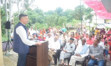 राजेश धर्माणी ने दाड़ी में लगभग 6 लाख रुपए की लागत से नवनिर्मित आंगनबाड़ी केंद्र का किया उद्घाटन