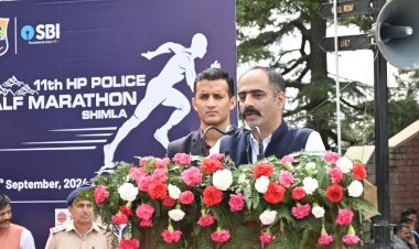 नशा घर ही नहीं अपितु पूरा जीवन खराब करता है - अनिरुद्ध सिंह