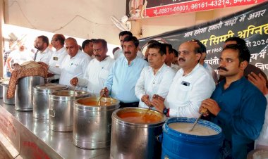 प्रख्यात शिक्षाविद् स्वर्गीय प्रो. सिम्मी अग्निहोत्री की जयंती पर क्षेत्रीय अस्पताल में लंगर सेवा