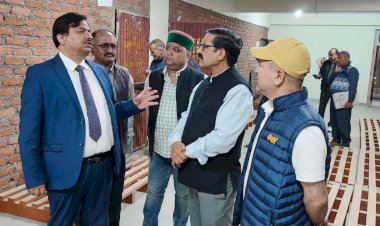 जिला निर्वाचन अधिकारी ने फागु स्थित ईवीएम वेयरहाउस का किया निरीक्षण