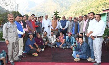 जनता पर टैक्स का बोझ डालने को रोज़ नए नए पैंतरे लगा रहे मुख्यमंत्री : जयराम ठाकुर