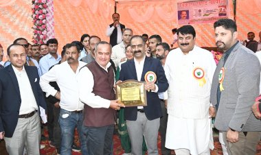 हर खेल को स्पिरिट के साथ खेला जाना आवश्यक - अनिरुद्ध सिंह