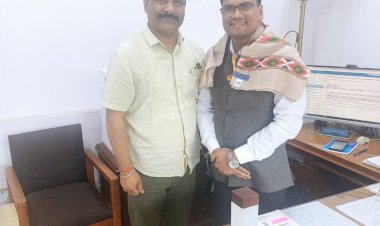 नरदेव सिंह कंवर ने नई दिल्ली में श्रम निदेशक से की भेंट... कामगार कल्याण बोर्ड को आयकर अधिनियम के तहत छूट का मामला उठाया