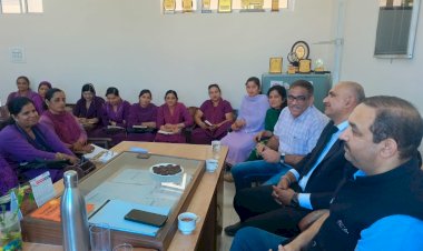 आंगनवाड़ी कर्मियों को बताया पीसी एंड पीएनडीटी एक्ट