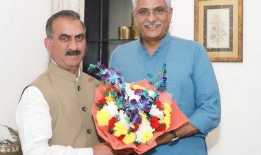 मुख्यमंत्री ने केंद्रीय संस्कृति एवं पर्यटन मंत्री से भेंट की, पर्यटन स्थलों को विकसित करने के लिए सहयोग का किया आग्रह