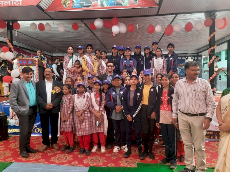 आरएस बाली ने वार्षिक उत्सव में स्कूल से जुड़ी यादों को किया सांझा