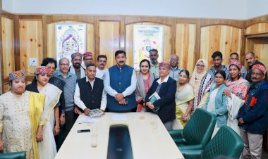 उप-मुख्यमंत्री ने केवी मोहन कुमार की पुस्तक ‘जलराशि’ का किया विमोचन