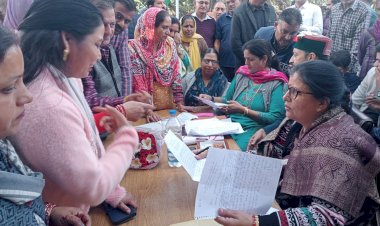 कमलेश ठाकुर ने नंदपुर भटोली में सुनी जनसमस्याएं