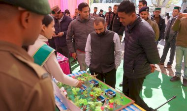 किन्नौर जिला के बचत भवन में पर्यावरण फिल्म फेस्टिवल आयोजित उपायुक्त किन्नौर ने बतौर मुख्य अतिथि शिरकत की