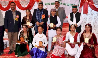 भावनात्मक एवं वैचारिक रूप से भी मज़बूत बनें छात्र - डॉ. शांडिल