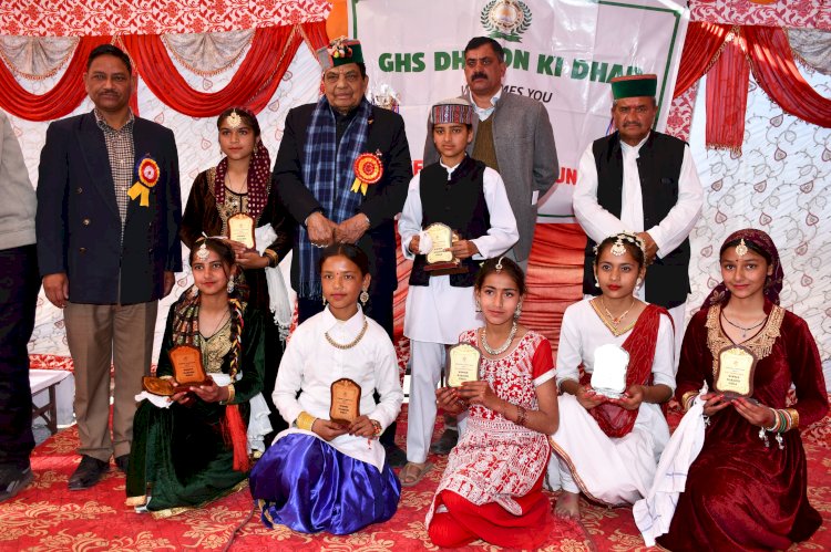 भावनात्मक एवं वैचारिक रूप से भी मज़बूत बनें छात्र - डॉ. शांडिल