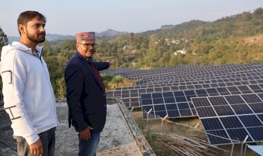 आत्मनिर्भरता: सौर उर्जा से मिला स्वरोजगार का नया उजाला     देशराज सोलर प्लांट से प्रतिमाह कमा रहे 4 से 5 लाख