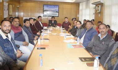 ’बड़ा भंगाल  सहित बर्फबारी वाले क्षेत्रों में किया राशन का भंडारण: उपायुक्त