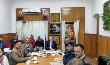 मुख्य सचिव ने आगामी सर्दियों के मौसम की तैयारियों को लेकर समीक्षा बैठक की