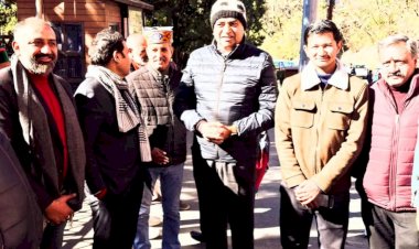 टंडन से कसा सरकार पर तंज थोथा चना बाजे घना