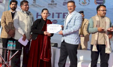 उपायुक्त ने की हिमाचल प्रदेश अंतरराष्ट्रीय व्यापार प्रदर्शनी 2024 के समापन समारोह की अध्यक्षता