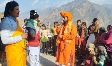 कौंलावाला भूड़ व सलाणी कटोला में दी सरकार की योजनाओं की जानकारी