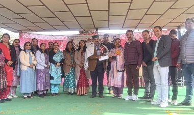 विद्यार्थियों के सर्वांगीण विकास के लिए उठाए जा रहे कारगर कदम: पठानिया