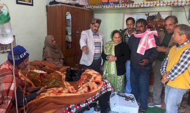 शाहपुर के रजनीश के लिए राहत की सांस लेकर आए केवल पठानिया’, ’फेफड़ों की बीमारी का पता चलते ही घर पहुंचाया ऑक्सीजन कंसंट्रेटर’