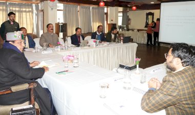 डॉ. (कर्नल) धनी राम शांडिल की अध्यक्षता में अल्पसंख्यक वित्त एवं विकास निगम की निदेशक मण्डल की 52वीं बैठक आयोजित