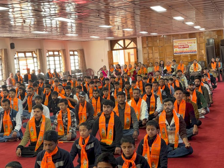 बजरंग दल शिमला ने 501 युवाओं को दी त्रिशूल दीक्षा : युवा बोले- धर्म, बहन-बेटी, गायों की रक्षा के लिए सदैव खड़े रहेंगे...