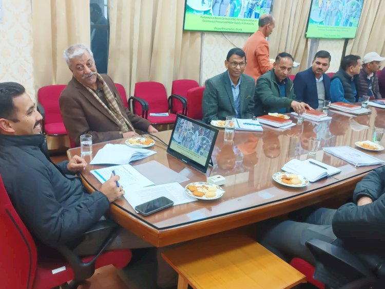 लोक निर्माण मंत्री ने समीक्षा बैठक की अध्यक्षता की स्वेज कंपनी के प्रतिनिधियों को दिए निर्देश