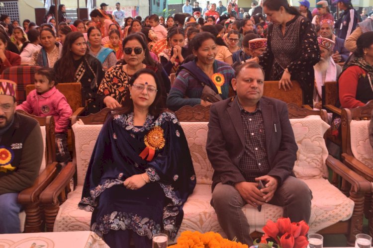 पीएम श्री कन्या पाठशाला सुल्तानपुर में वार्षिक पारितोषिक वितरण समारोह का आयोजन