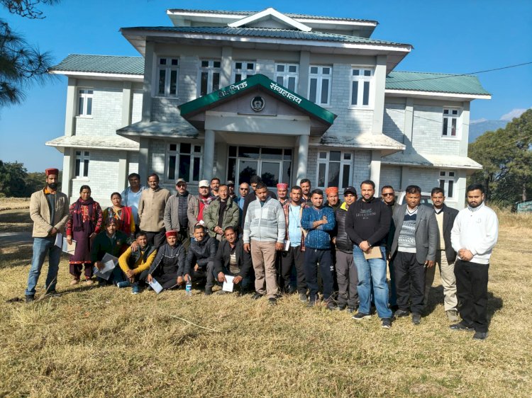 जायका परियोजना के तहत कृषि विश्वविद्यालय पालमपुर में किसानों को करवाया तीन दिवसीय दौरा