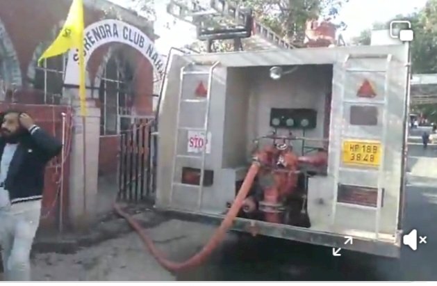 ऐतिहासिक सुरेन्दा क्लब की इमारत में अग्निकांड, पुराना फर्नीचर व साजोसामान स्वहा हुआ