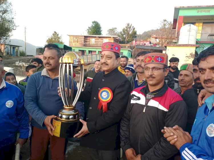 नाया में पांच लाख से बनेगा सामुदायिक भवन , सुरेश कश्यप ने की घोषणा