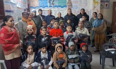 सर्द मौसम में स्कूली बच्चों को उपलब्ध करवाए ट्रैक सूट, समाजसेवी प्रदीप सहोत्रा ने मदद के लिए बढ़ाया हाथ