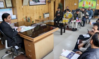 पौंग में वाटर स्पोट्र्स गतिविधियों के लिए औपचारिकताएं तुरंत करें पूर्ण: डीसी