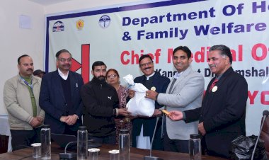 टीबी रोगियों की सेवा में संत निरंकारी मिशन बना मिसाल जिले में की 100 निक्षय पोषण किटें भेंट