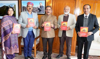 मुख्यमंत्री ने ‘जेंडर पर्सपेक्टिव्स इन पब्लिक पॉलिसी एंड डेवलपमेंट’ पुस्तक का विमोचन किया