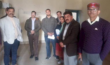 नरदेव कंवर ने कामगार कल्याण बोर्ड के कार्यालय के लिए चिह्नित भवन का निरीक्षण किया