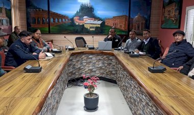 स्वामित्व योजना के लाभार्थियों को वितरित किए संपत्ति कार्ड