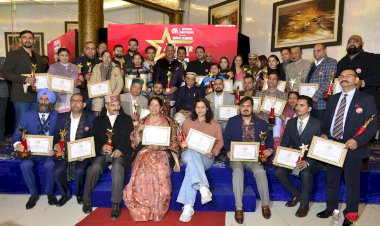 राज्यपाल ने ‘यंग अचीवर्स अवार्ड’ से नवाजे युवा नशे के विरूद्ध अभियान में एकजुट होकर काम करने पर बल दिया